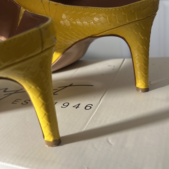 Yellow Calvin Klein heels 🌼 - Picture 6 of 6